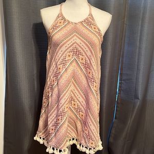 Ripcurl Sleeveless Cream and Pink Patterened Mini Dress.  Size Medium